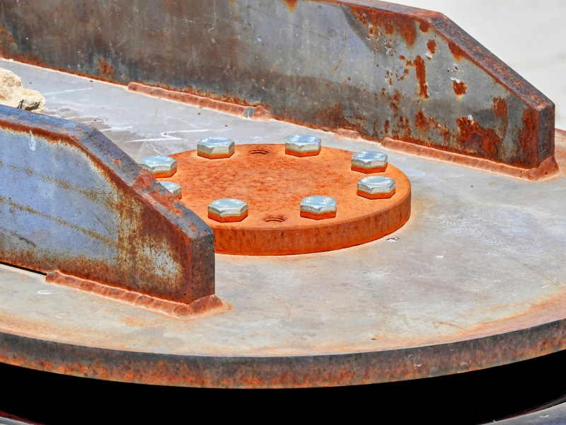 Steel, Bolts and Rust Jigsaw Puzzle